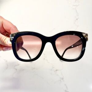 THIERRY LASRY Black Sunglasses with Brown Gradient Lenses